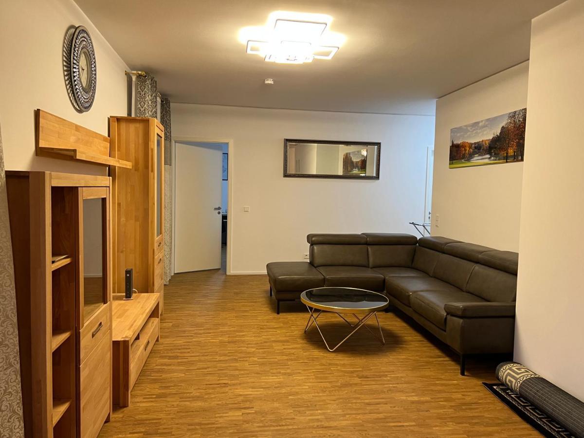 Three Bedroom Apartment In City Centre With A Grand Garden Frankfurt am Main Exterior foto